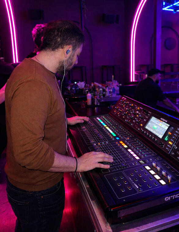 Midas m32 / Ηχοληψία /live band sound / club | Γιάννενα Midas m32 / Ηχοληψία /live band sound / club | Γιάννενα